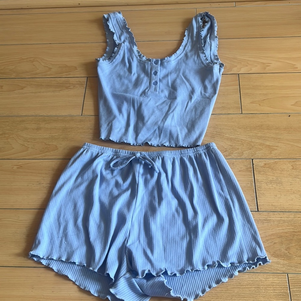 2 piece set